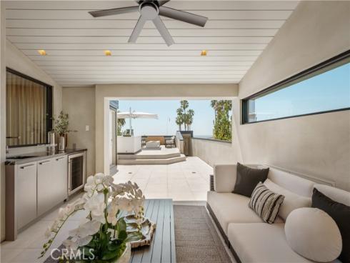 2516 Ocean Boulevard, Corona del Mar, CA