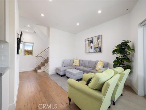 3920 E Coast Highway , Corona del Mar, CA