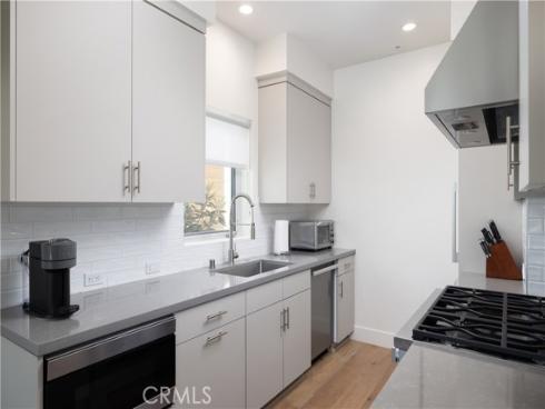 3920 E Coast Highway , Corona del Mar, CA