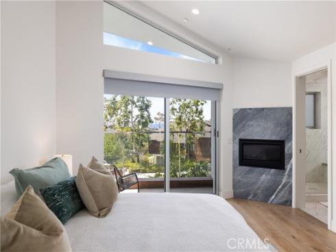 3920 E Coast Highway , Corona del Mar, CA
