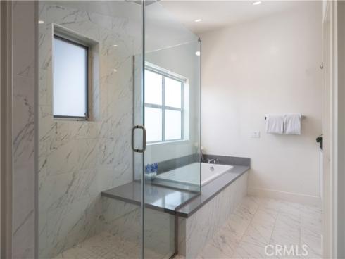 3920 E Coast Highway , Corona del Mar, CA