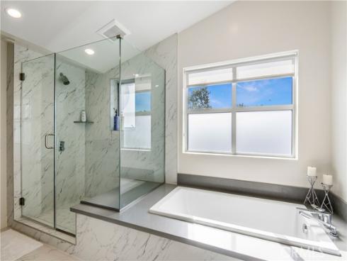 3920 E Coast Highway , Corona del Mar, CA
