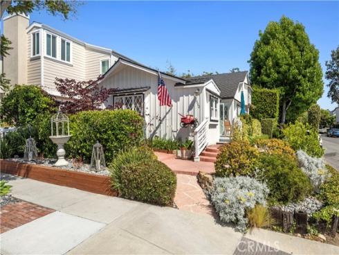 500 Acacia , Corona del Mar, CA