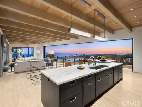 2804 Ocean , Corona del Mar, CA