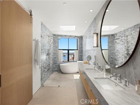 2804 Ocean , Corona del Mar, CA