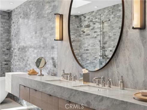 2804 Ocean , Corona del Mar, CA