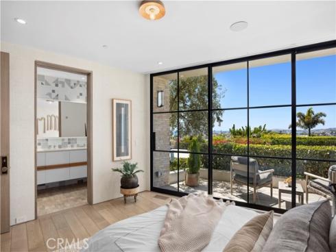 2804 Ocean , Corona del Mar, CA