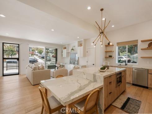 520 Iris , Corona del Mar, CA