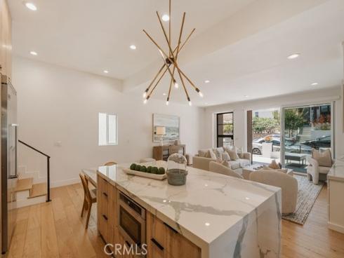 520 Iris , Corona del Mar, CA