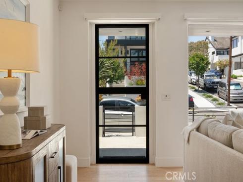 520 Iris , Corona del Mar, CA