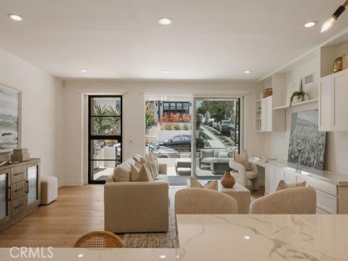 520 Iris , Corona del Mar, CA
