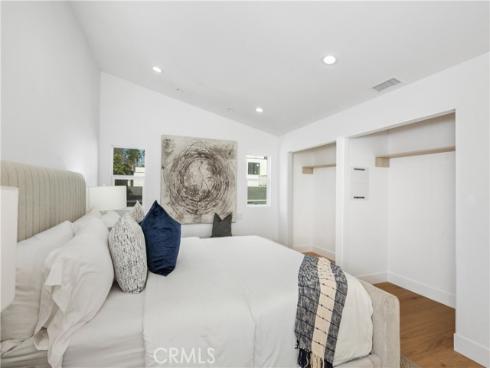 520 Iris , Corona del Mar, CA