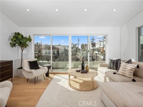 520 Iris , Corona del Mar, CA