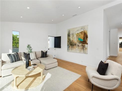 520 Iris , Corona del Mar, CA