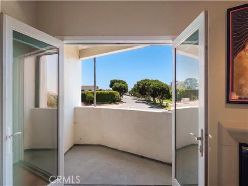 401 Seaward 6 Road, Corona del Mar, CA