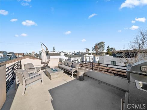 417 Poinsettia Avenue, Corona del Mar, CA