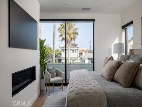 419 Goldenrod Avenue, Corona del Mar, CA