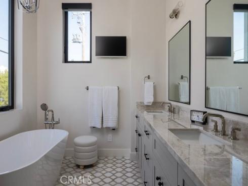 419 Goldenrod Avenue, Corona del Mar, CA