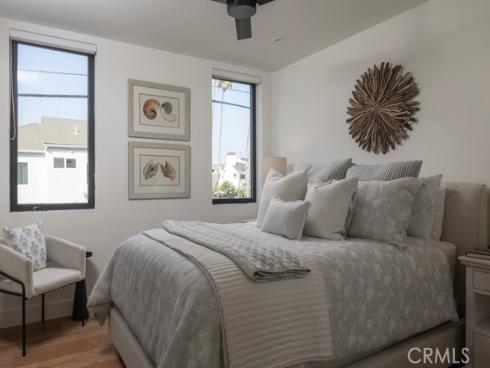 419 Goldenrod Avenue, Corona del Mar, CA