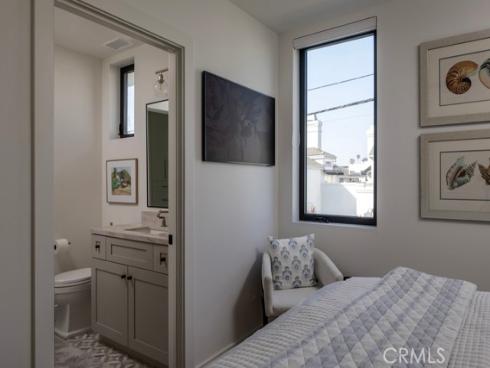 419 Goldenrod Avenue, Corona del Mar, CA