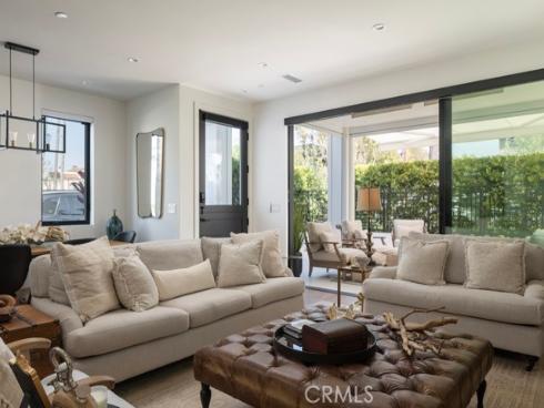 419 Goldenrod Avenue, Corona del Mar, CA