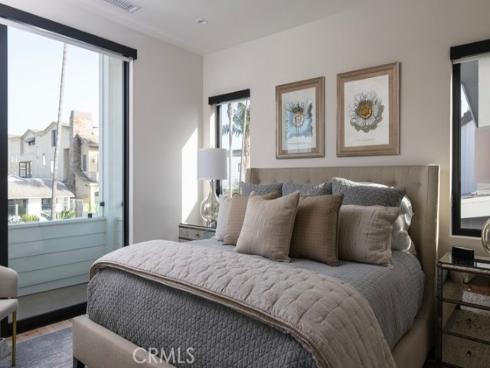 419 Goldenrod Avenue, Corona del Mar, CA