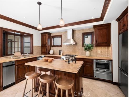 707 Larkspur Avenue, Corona del Mar, CA