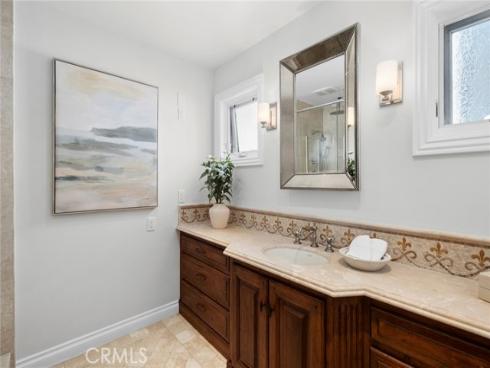 707 Larkspur Avenue, Corona del Mar, CA