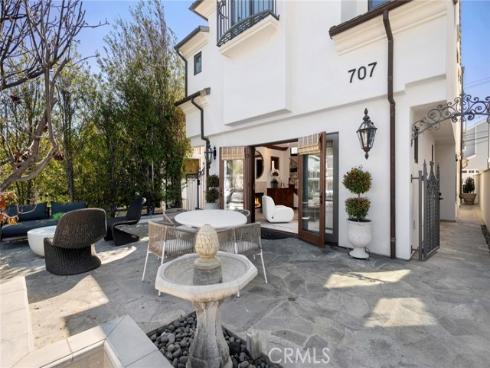 707 Larkspur Avenue, Corona del Mar, CA