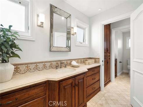 707 Larkspur Avenue, Corona del Mar, CA