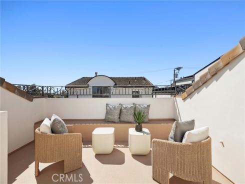 707 Larkspur Avenue, Corona del Mar, CA