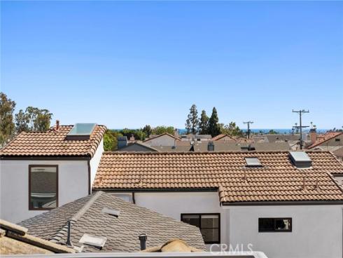 707 Larkspur Avenue, Corona del Mar, CA
