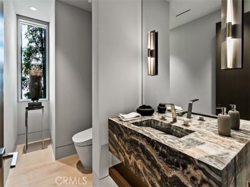 2928 Ocean , Corona del Mar, CA