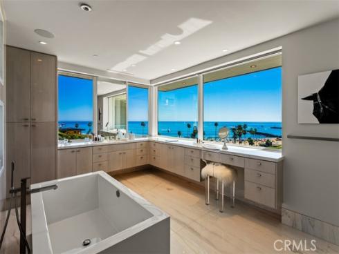 2928 Ocean , Corona del Mar, CA