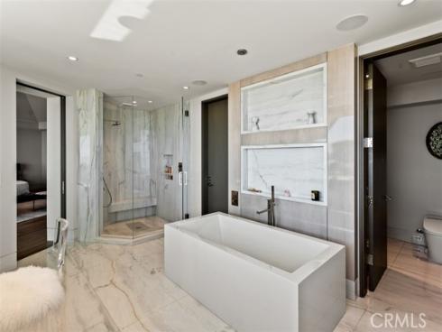 2928 Ocean , Corona del Mar, CA