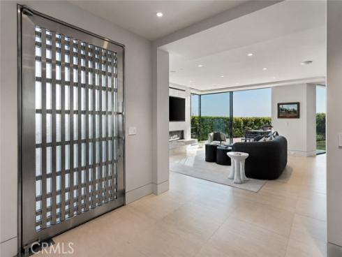 2928 Ocean , Corona del Mar, CA