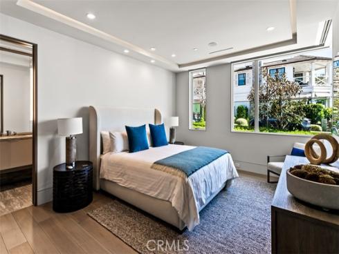 2928 Ocean , Corona del Mar, CA