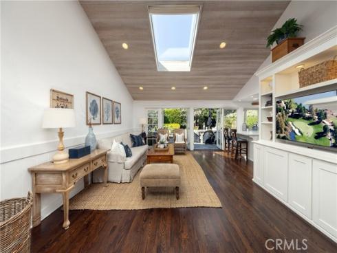 877 Sandcastle Drive, Corona del Mar, CA