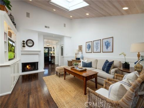 877 Sandcastle Drive, Corona del Mar, CA