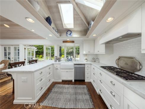 877 Sandcastle Drive, Corona del Mar, CA
