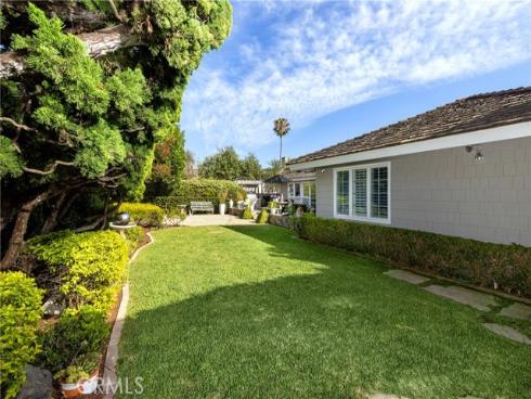 877 Sandcastle Drive, Corona del Mar, CA