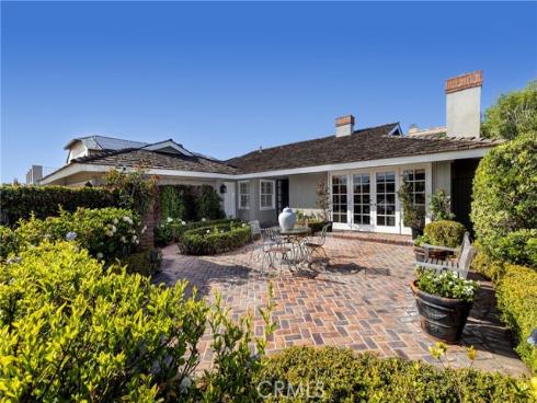 877 Sandcastle Drive, Corona del Mar, CA