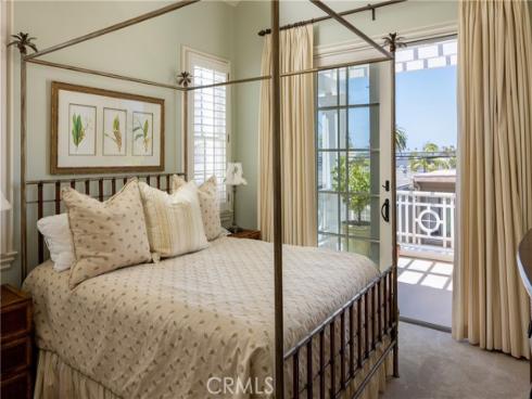 223 Marigold Avenue, Corona del Mar, CA