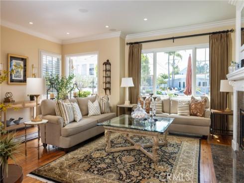 223 Marigold Avenue, Corona del Mar, CA