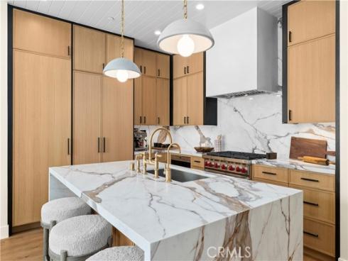 715 Poinsettia , Corona del Mar, CA