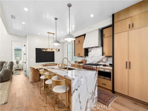 715 Poinsettia AvenueRear, Corona del Mar, CA