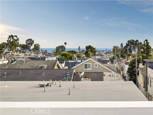 715 Poinsettia AvenueRear, Corona del Mar, CA