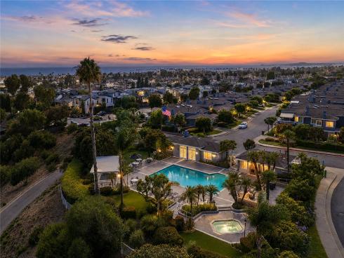 3600 5th , Corona del Mar, CA