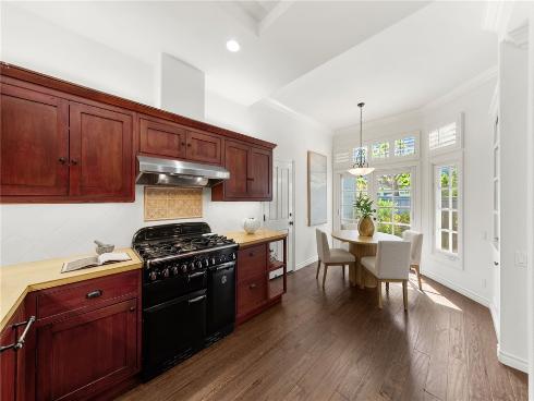 3600 5th , Corona del Mar, CA