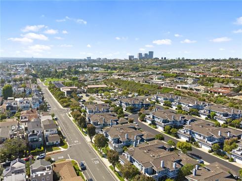 3600 5th , Corona del Mar, CA